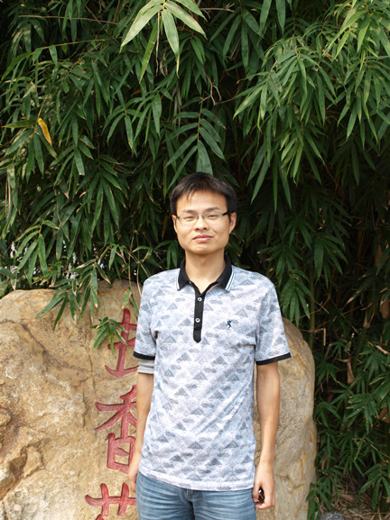 吴强_副本.jpg